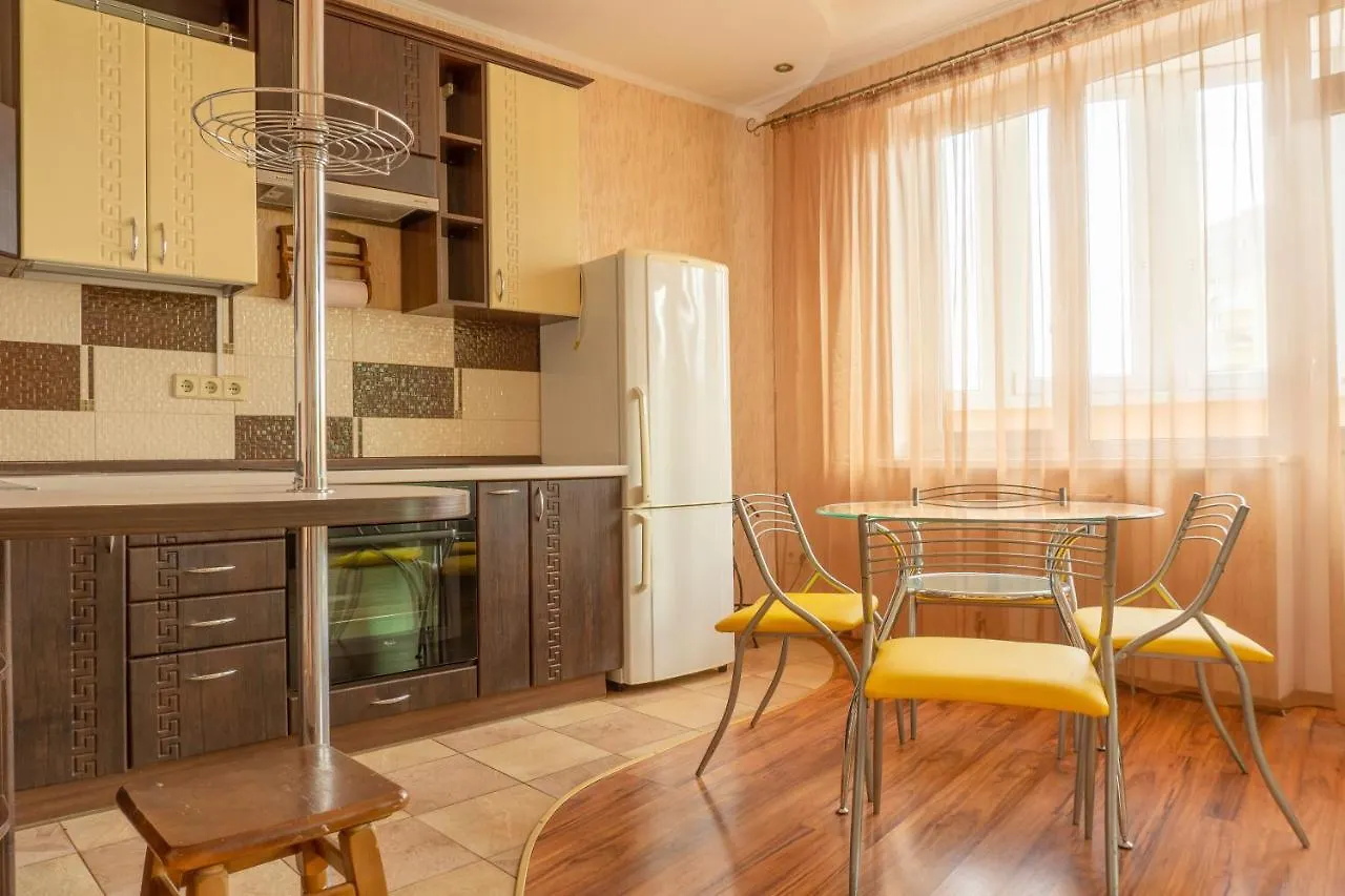 Big Studio Apartment Near River Mall Kijev